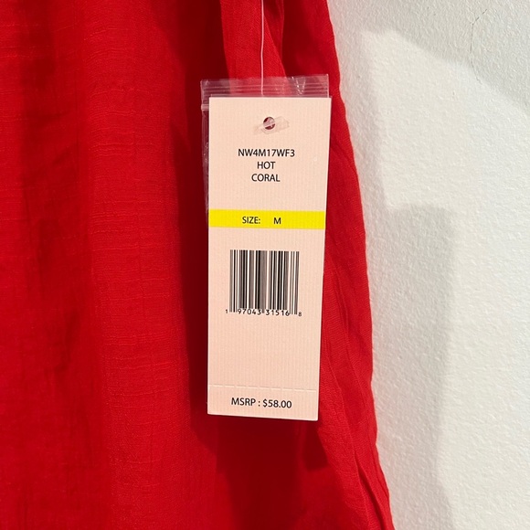 Nanett Lepore red blouse three lined buttons shortbell sleeves Vneck Sz M NWT - Picture 4 of 11